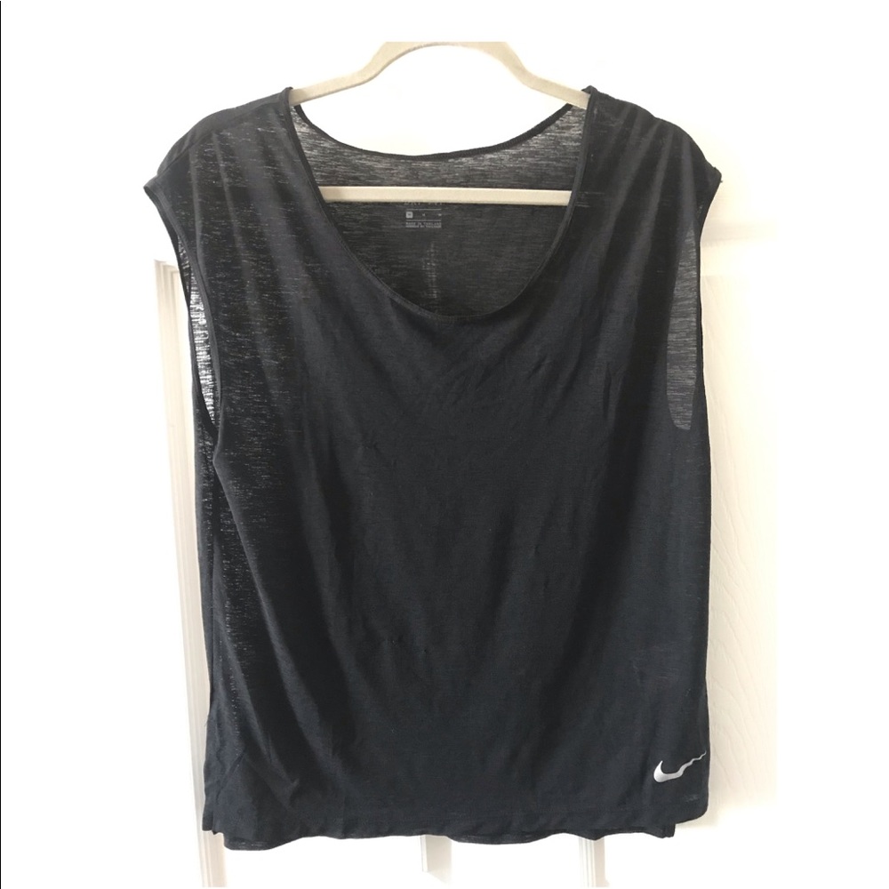 Nike Dri-Fit Workout Top | Size M